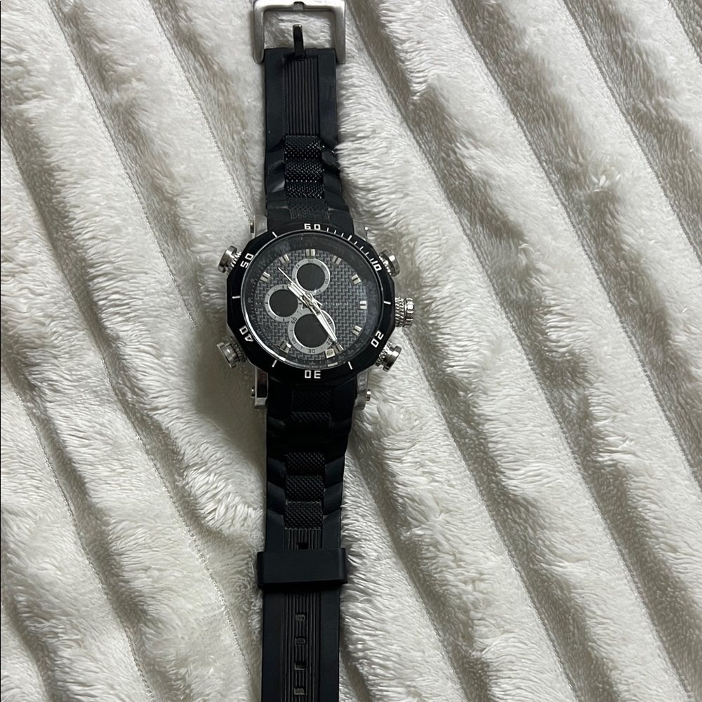 Rocawear Black and Silver Men's Watch